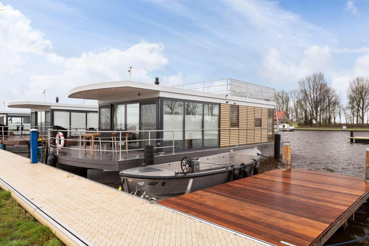 Welcome In - Houseboat 'Elysium' Met Eigen Aanlegsteiger Sneek - Offingawier מראה חיצוני תמונה